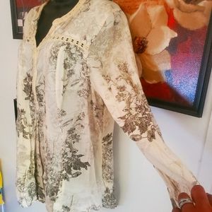 2/$20 Vintage America tunic